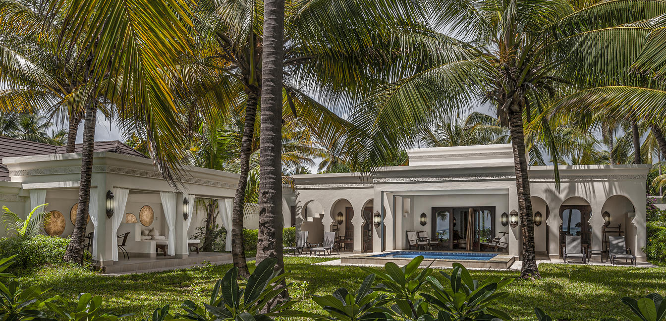 ROYAL BEACH VILLA