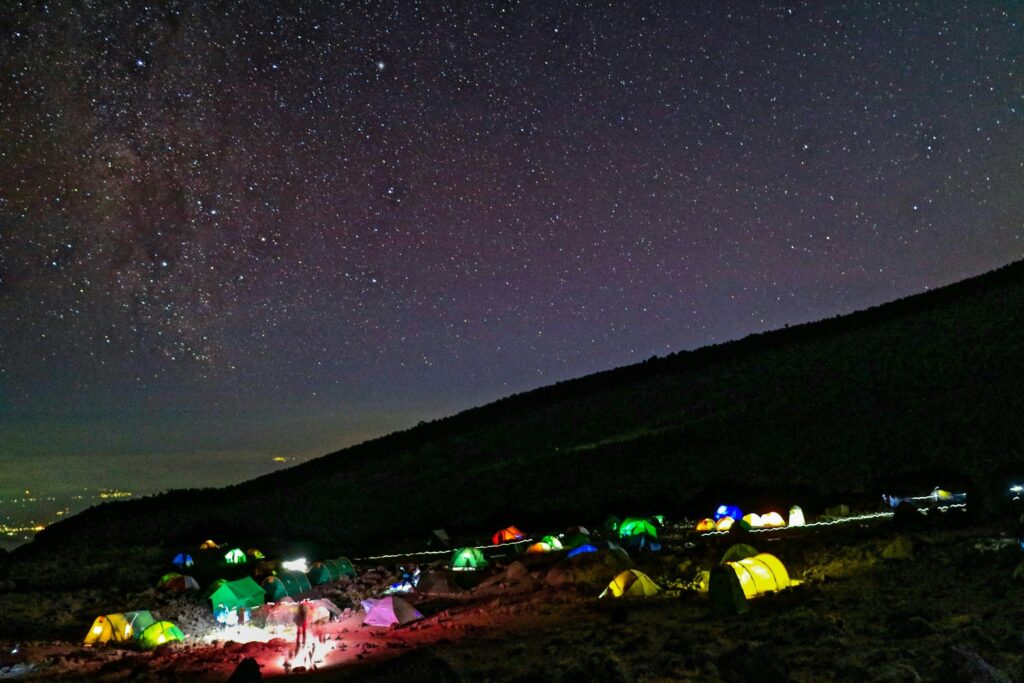 sleepinng oon kilimanjaro