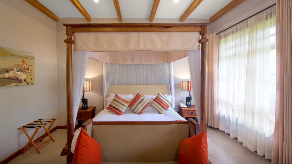 Airport Planet Lodge