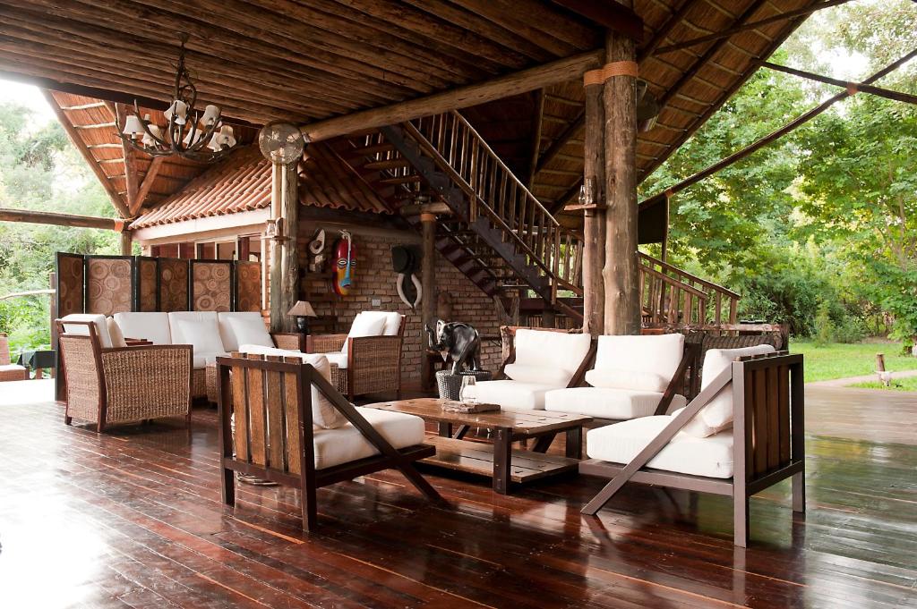 SELOUS KINGA LODGE