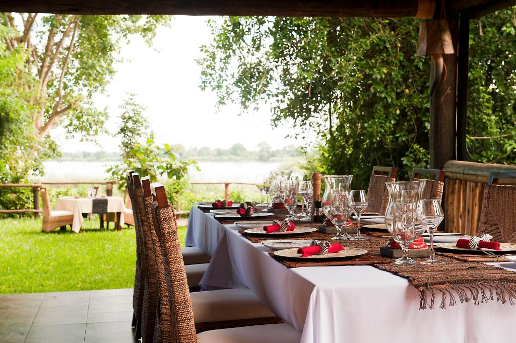 SELOUS KINGA LODGE
