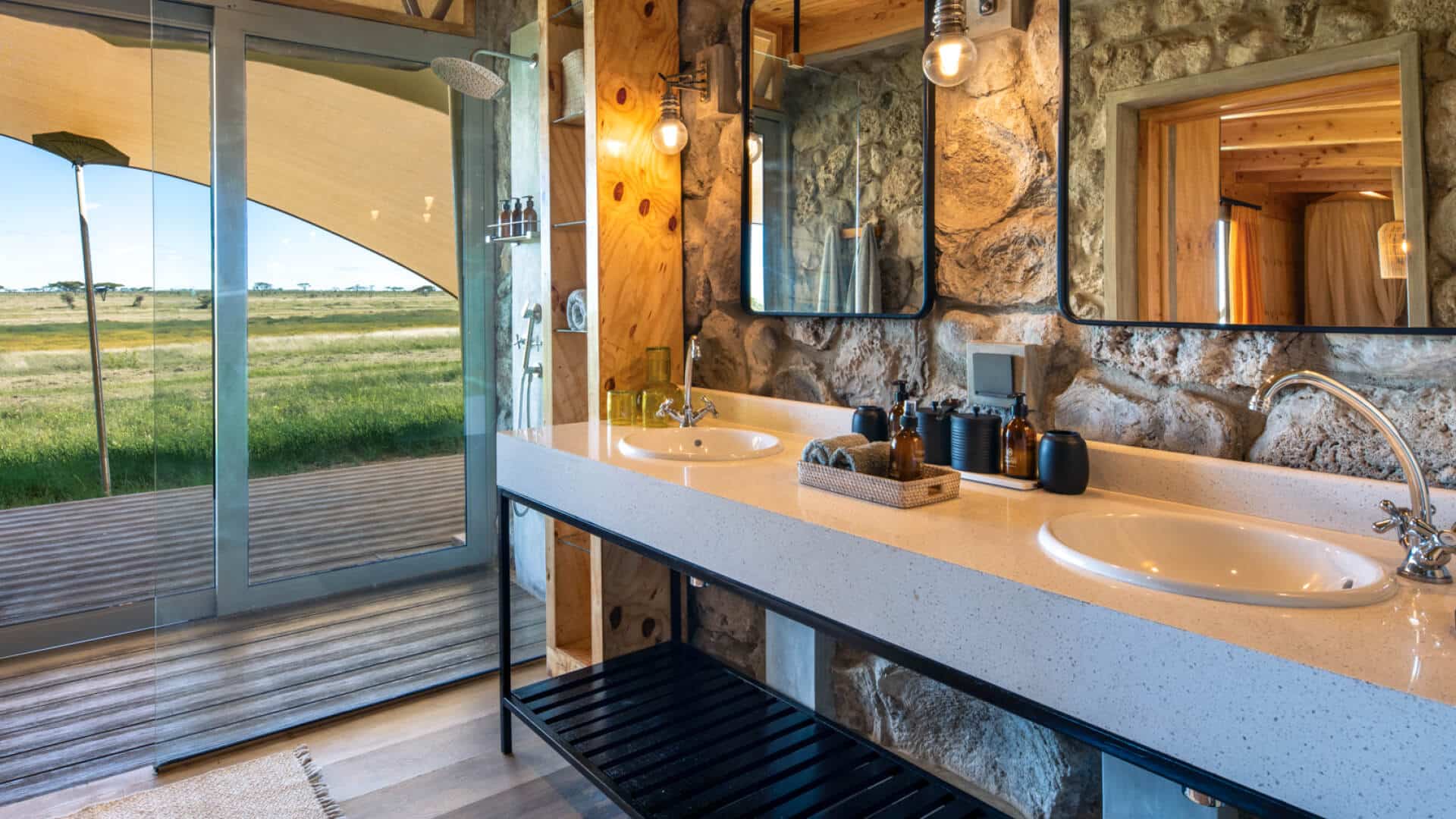 The Retreats at Namiri Plains (4)